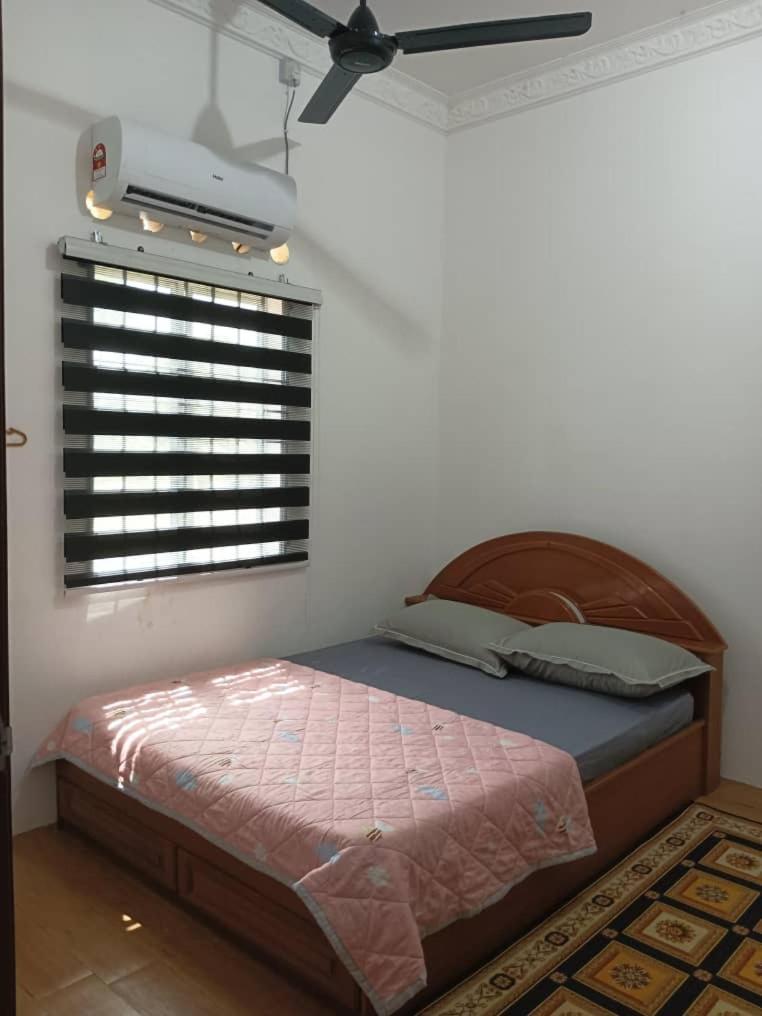 Homestay Lembah Tambunan Kampong Nail Exterior photo
